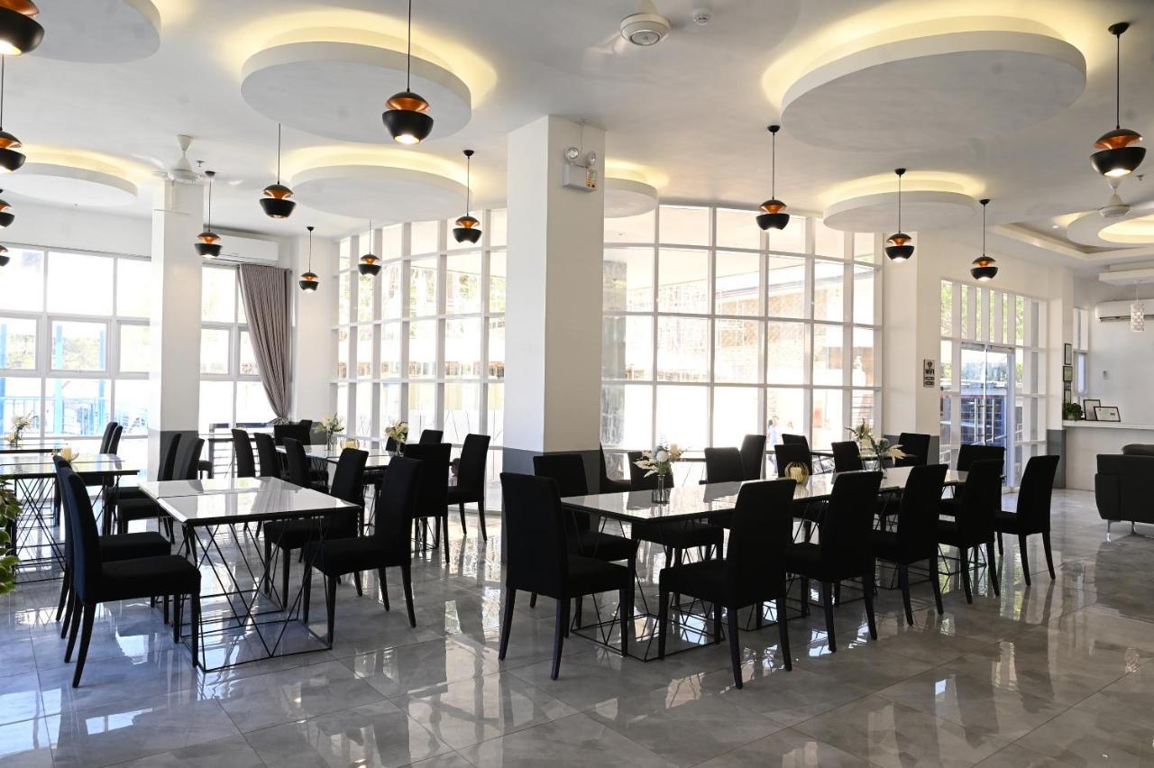 J&V Hotel And Resort Apaleng Exterior photo